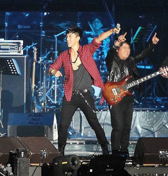 6dc4631cjw1eeiv56d4lpj20k00kwaeq