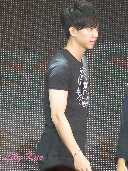 1377560_529550227125146_1640216726_n