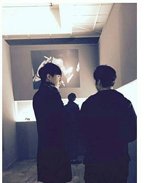 0061gq2Ajw1eyh0ddspzbj30u011ijwp2