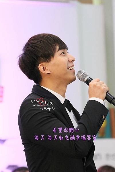 0061gq2Ajw1ezr0gbsra1j30sg16othz