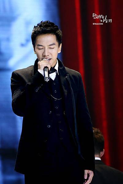 3543864651_89ee418e_23132D3A53DE5043204ABC