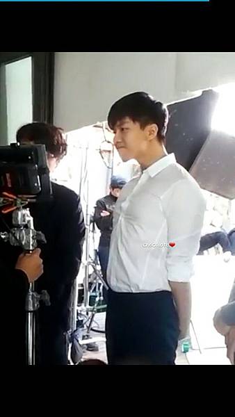 0061gq2Ajw1f66a1gkc3hj30qo1be782