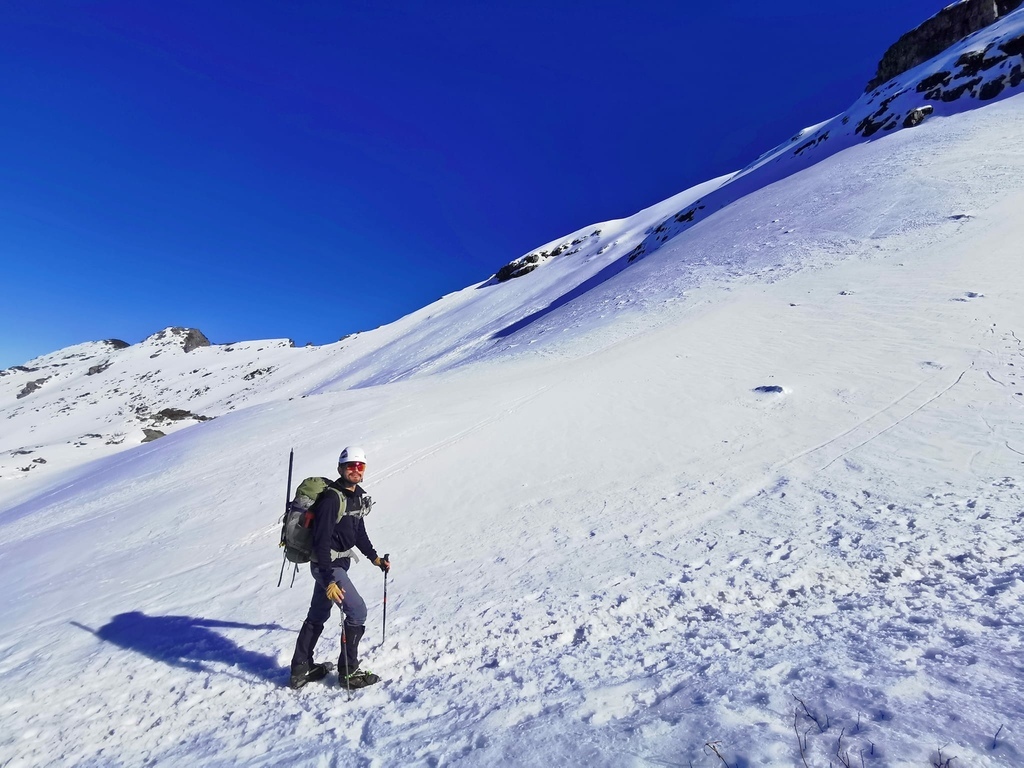 雪山單登~雪登雪山主峰~綿長陡峭，險峻又美麗的非傳統路線，站