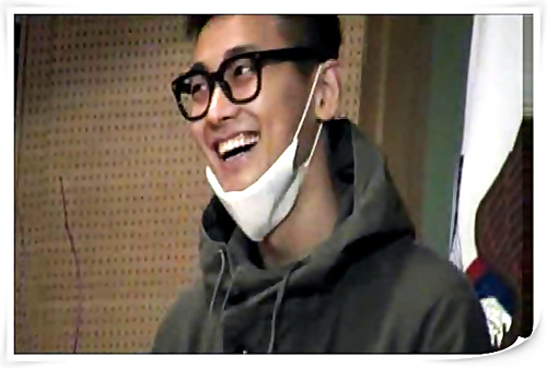 [GIF]   ~110318[20111014-1558556].BMP