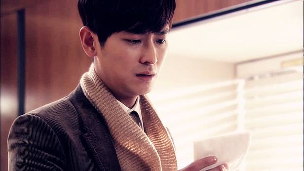 .E29.121124.HDT[01_06_32][20121125-032603-0]_副本