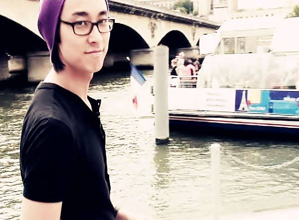 VTS_01_1[00_12_15][20130408-142328-2]_副本