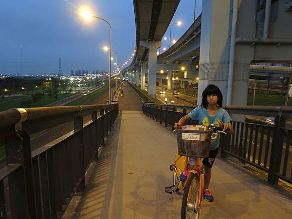 1031130_U-bike騎-大漢溪右岸18.jpg