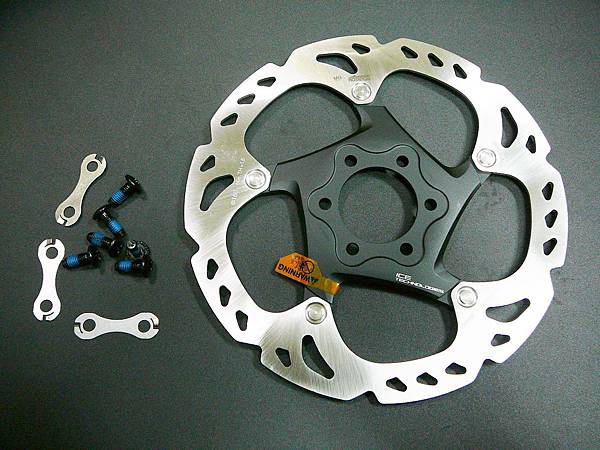 SM-RT86S 國際6孔/六孔鎖入式碟盤 Ice-Tech 160 SM-RT86S 國際6孔/六孔鎖入式碟盤 Ice-Tech 160