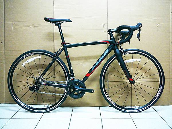 2016 FUJI ROUBAIX 1.3LE 日本特式版