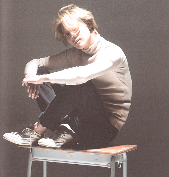 ACE專輯內頁寫真