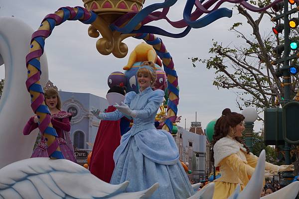 Disneyland 大遊行-睡美人+灰姑娘 Cinderella