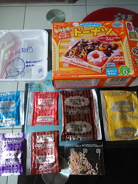 甜甜圈 DIY 日本 Kracie 材料包.jpg