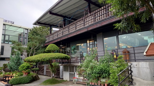 南投縣水里鄉~五山三水莊園民宿5M3W INN(玉山山脈&集