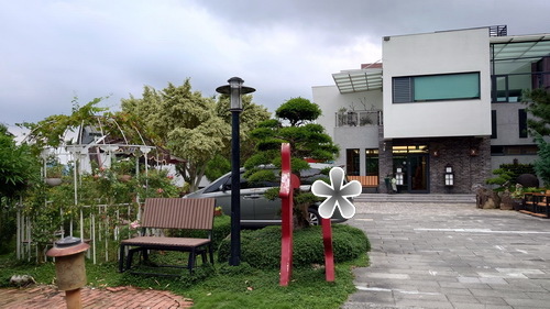南投縣水里鄉~五山三水莊園民宿5M3W INN(玉山山脈&集