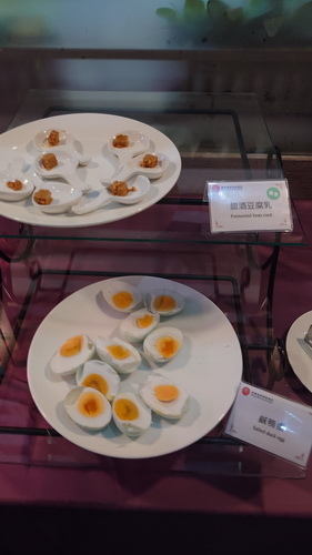 南投縣埔里鎮~承萬尊爵渡假酒店(豪華雙人房+豪華四人房)-2