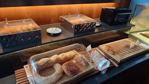 新竹市東區~新竹國賓大飯店(尊榮客房兩中床)-2024090