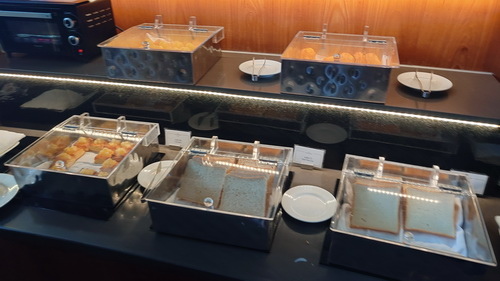 新竹市東區~新竹國賓大飯店(尊榮客房兩中床)-2024090