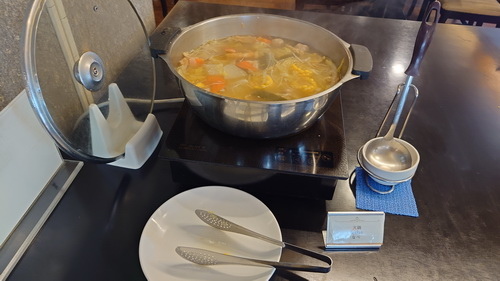 台中市北屯區~中科大飯店HiONE(精緻商務套房)-2024