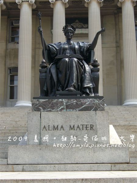 ALMA MATER..拉丁語是母親的意思