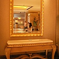 Big mirror in Emirates Palace Hotel