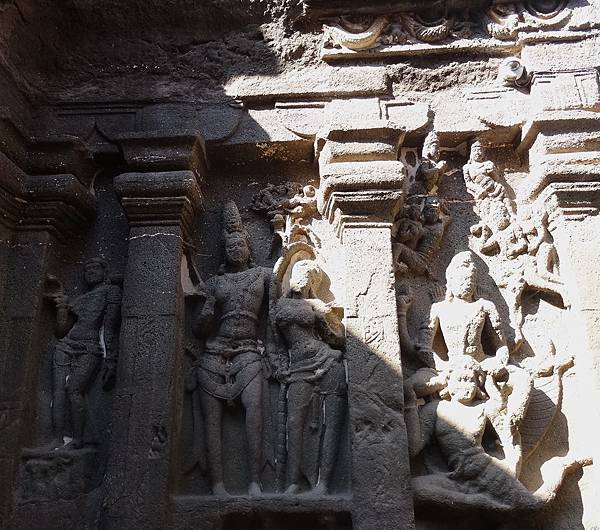 南部印度之旅Ellora Caves愛羅拉石窟: 建築與雕刻