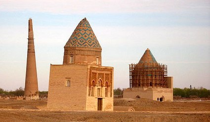 mausoleum_il_arslan1-1