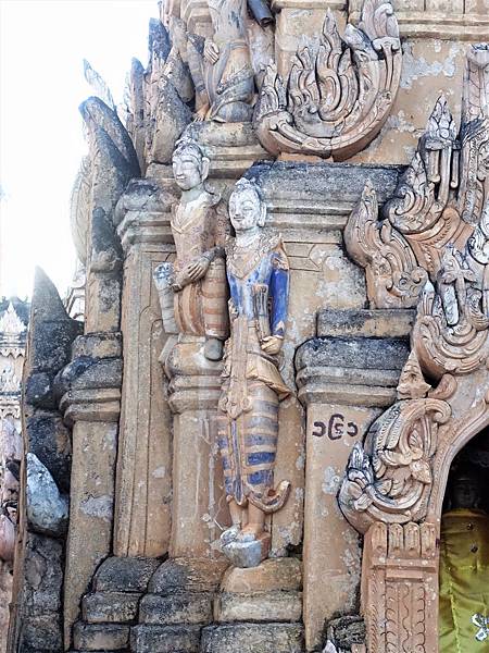 DSC00241R.jpg DSC00241R.jpg