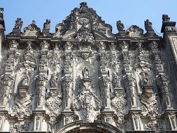 墨西哥式教堂2.JPG