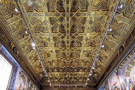 Sala-capitular-toledo-cathedral-intro-9-10.jpg