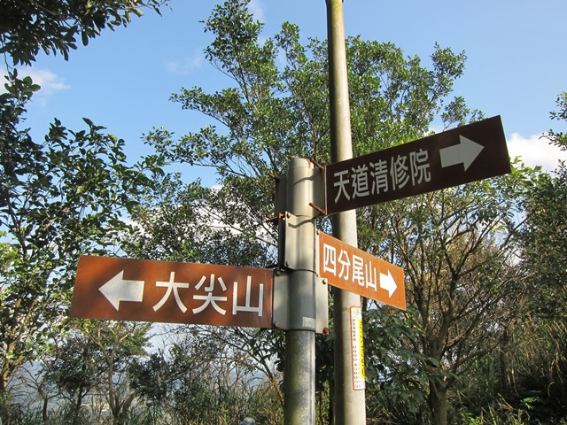 109020221.JPG 109020221.JPG