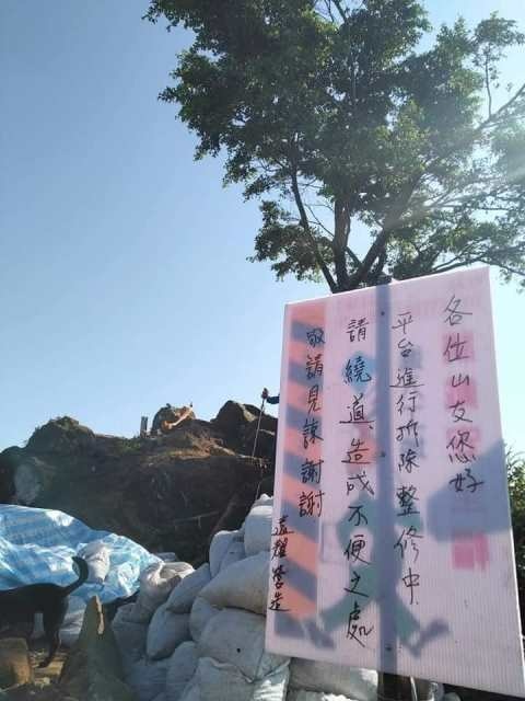 111041002.jpg 111041002.jpg