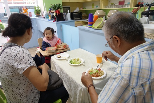 20150715美人魚生日趴 (96).jpg