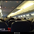 004坐飛機囉.JPG