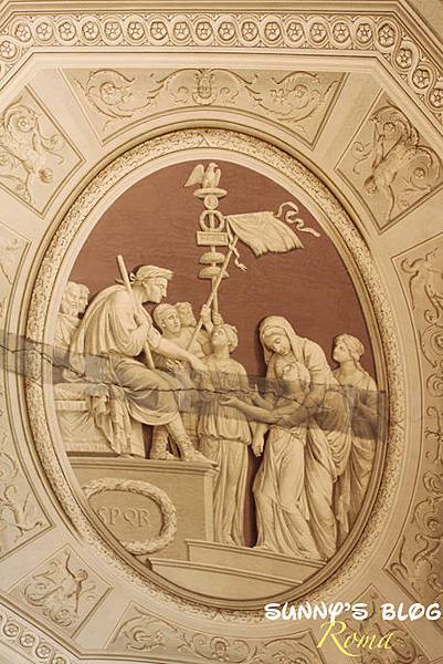 Vatican Museum18.jpg