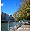 Along Seine River 1.JPG