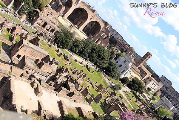 Roman Forum 01.jpg