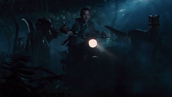 640_jurassic_world_embed2.jpg