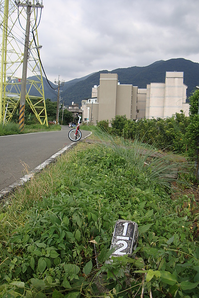 北1-1_2.5K舊碑_100710.JPG