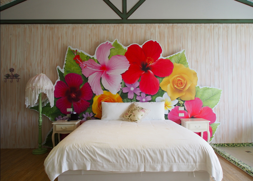 鄉村風的花漾雙人房，舒服配色裡綻放燦爛花朵