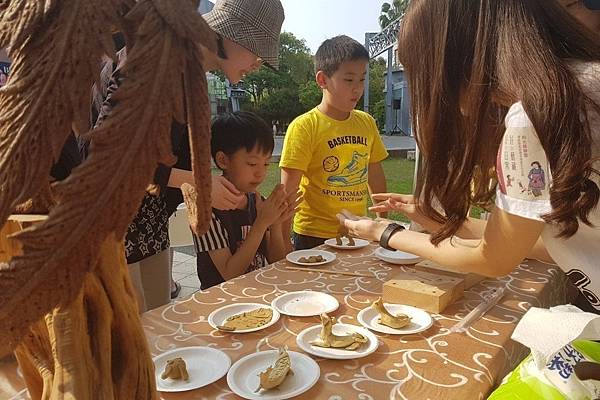 7A2B6E7B-9A54-4C73-BA2E-2EFBE66B5DA9 7A2B6E7B-9A54-4C73-BA2E-2EFBE66B5DA9