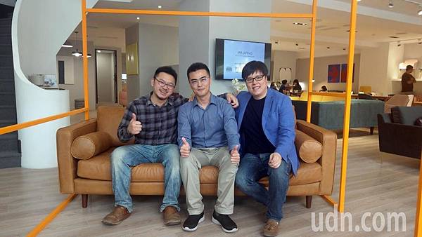 22131138-FDA6-480D-B616-9FCF3CCBF519 22131138-FDA6-480D-B616-9FCF3CCBF519