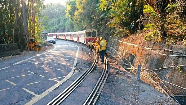 6EB5CCA3-205E-4751-AA66-886BF9E41D41