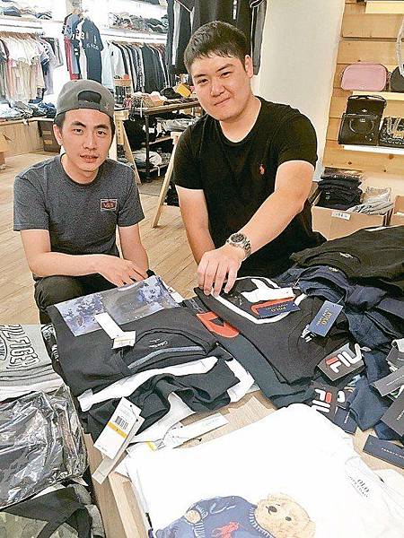 BE70AC02-4423-4464-B386-2BE01DC6BBD9 BE70AC02-4423-4464-B386-2BE01DC6BBD9