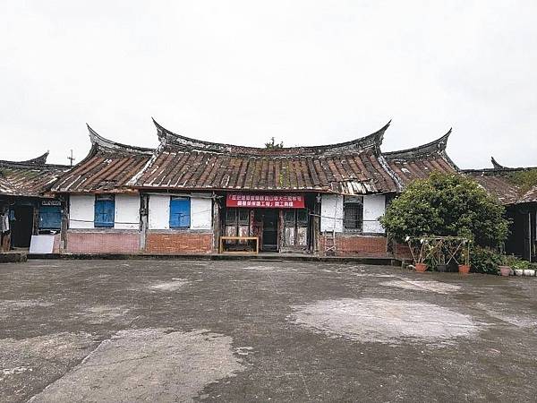 1C3D9377-C22B-43CA-97B3-B14E28E38495 1C3D9377-C22B-43CA-97B3-B14E28E38495