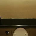 toilet1.jpg