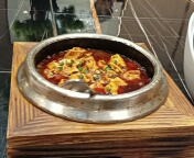 江南上海出國冒險第四天,麻婆豆腐與剁椒魚頭的雙重奏