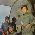 中國陸軍畫刊5712-1照明部隊-1
