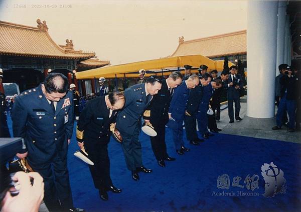 005-030208-00006-007-071p.jpg 005-030208-00006-007-071p.jpg