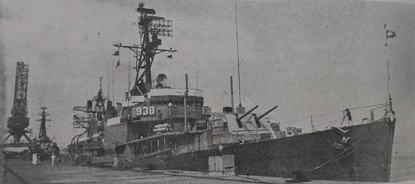 中國海軍6510-遼陽艦.jpg