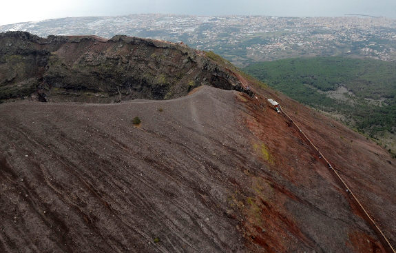 維蘇威火山（義大利）.jpg